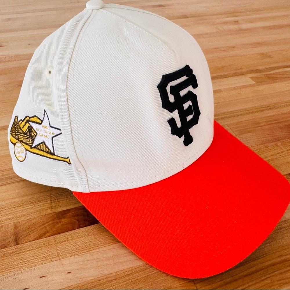 San Francisco Giants Cream and Red Cap with Black Embroidery